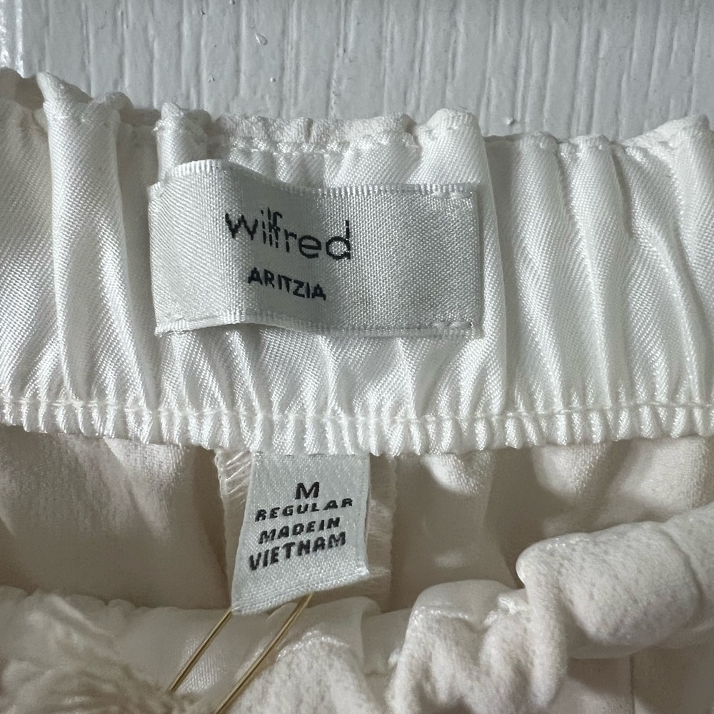 Aritzia The Lodge Crepette Cream Wide Leg Pants - Picture 5 of 6